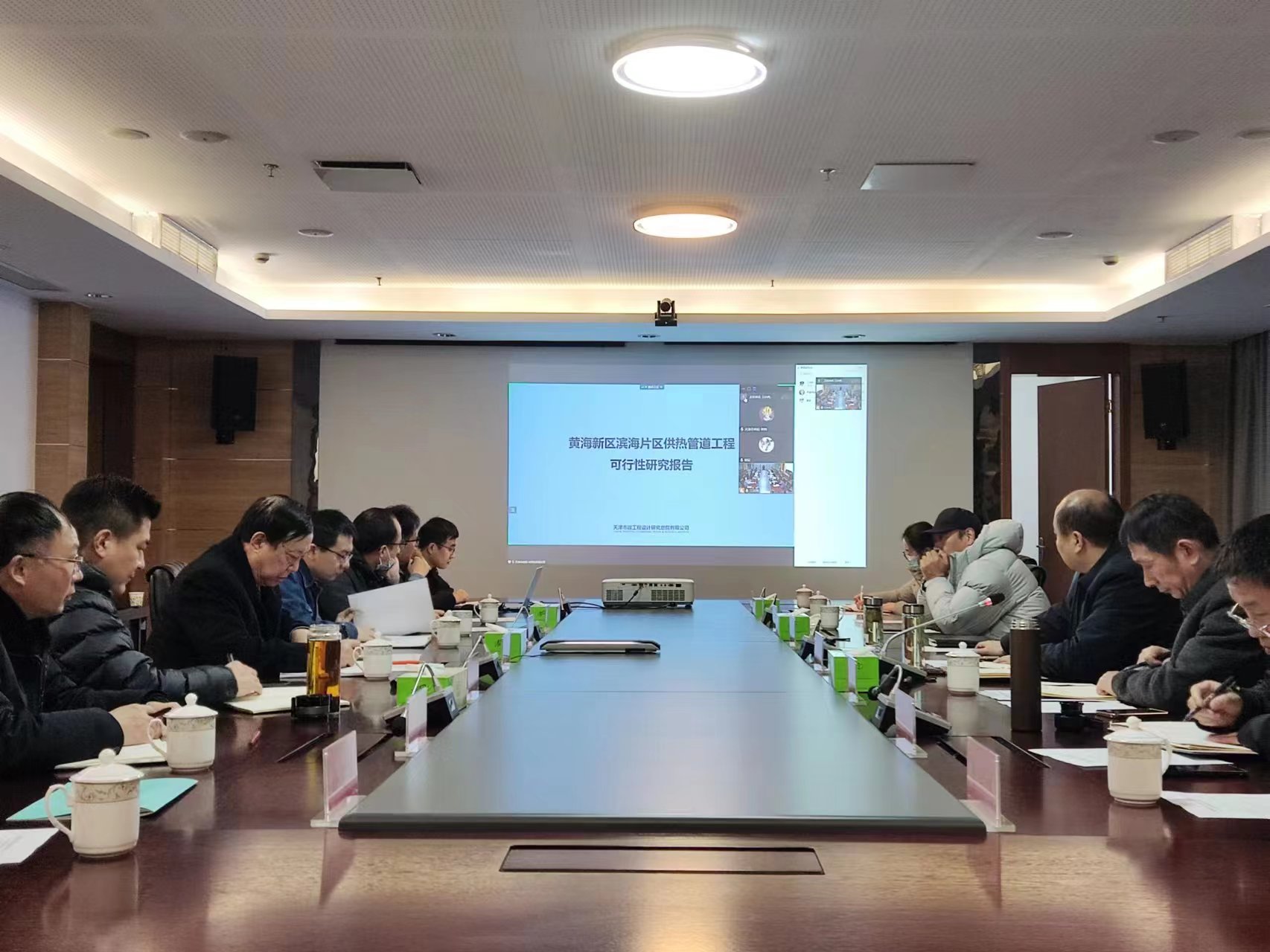 集團召開黃海新區(qū)濱海片區(qū)供熱管道、公共1.jpg