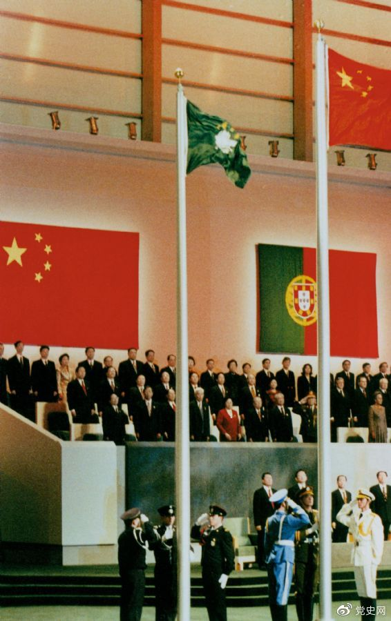 1999年12月20日，中國政府恢復行使對澳門的主權。